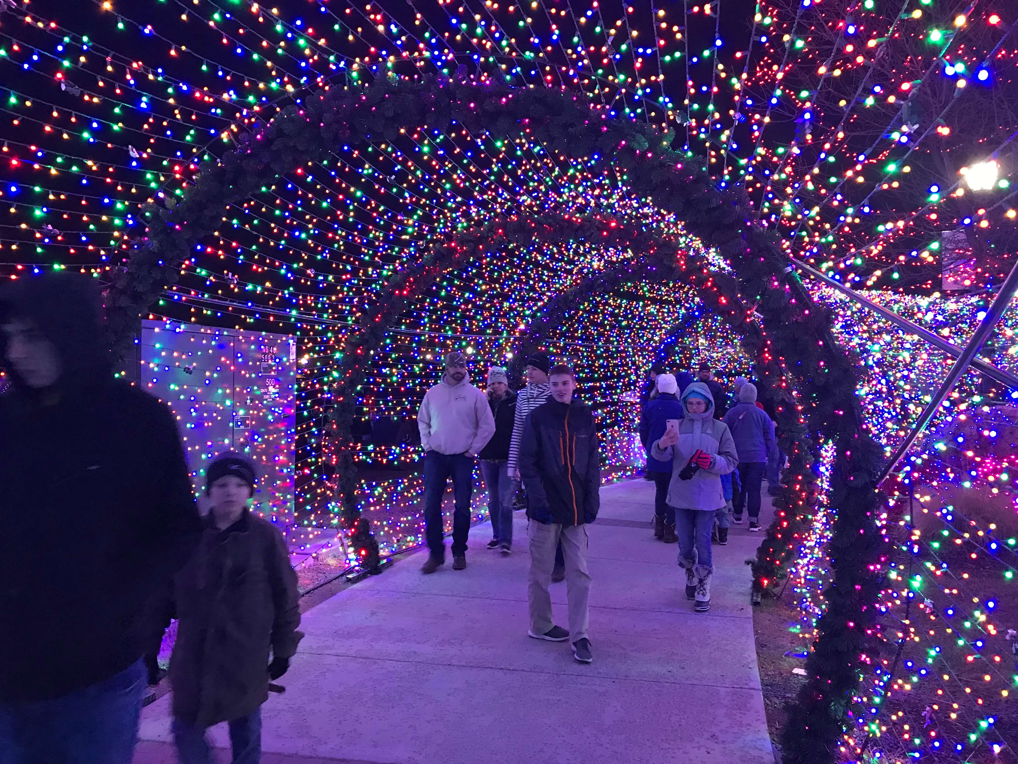 Light tunnel at Indian Creek Plaza 